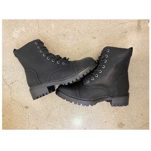 Universal Thread (Target) Kamryn Combat Boots